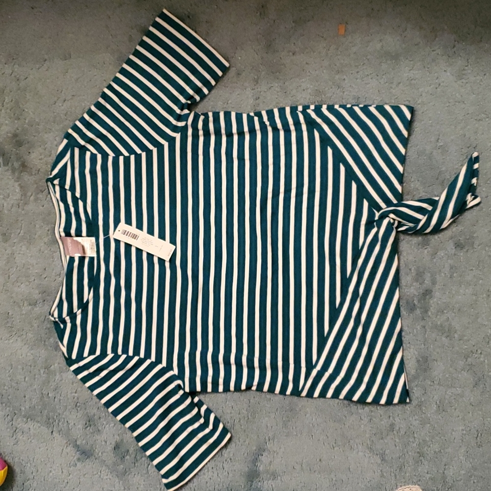 BNWT Chicos Shirt